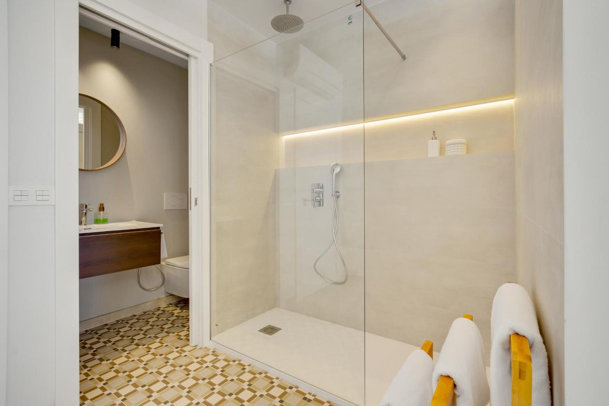 Santa Clara Modern & Exclusive Seafront Apartment Τορρεμολίνος Εξωτερικό φωτογραφία