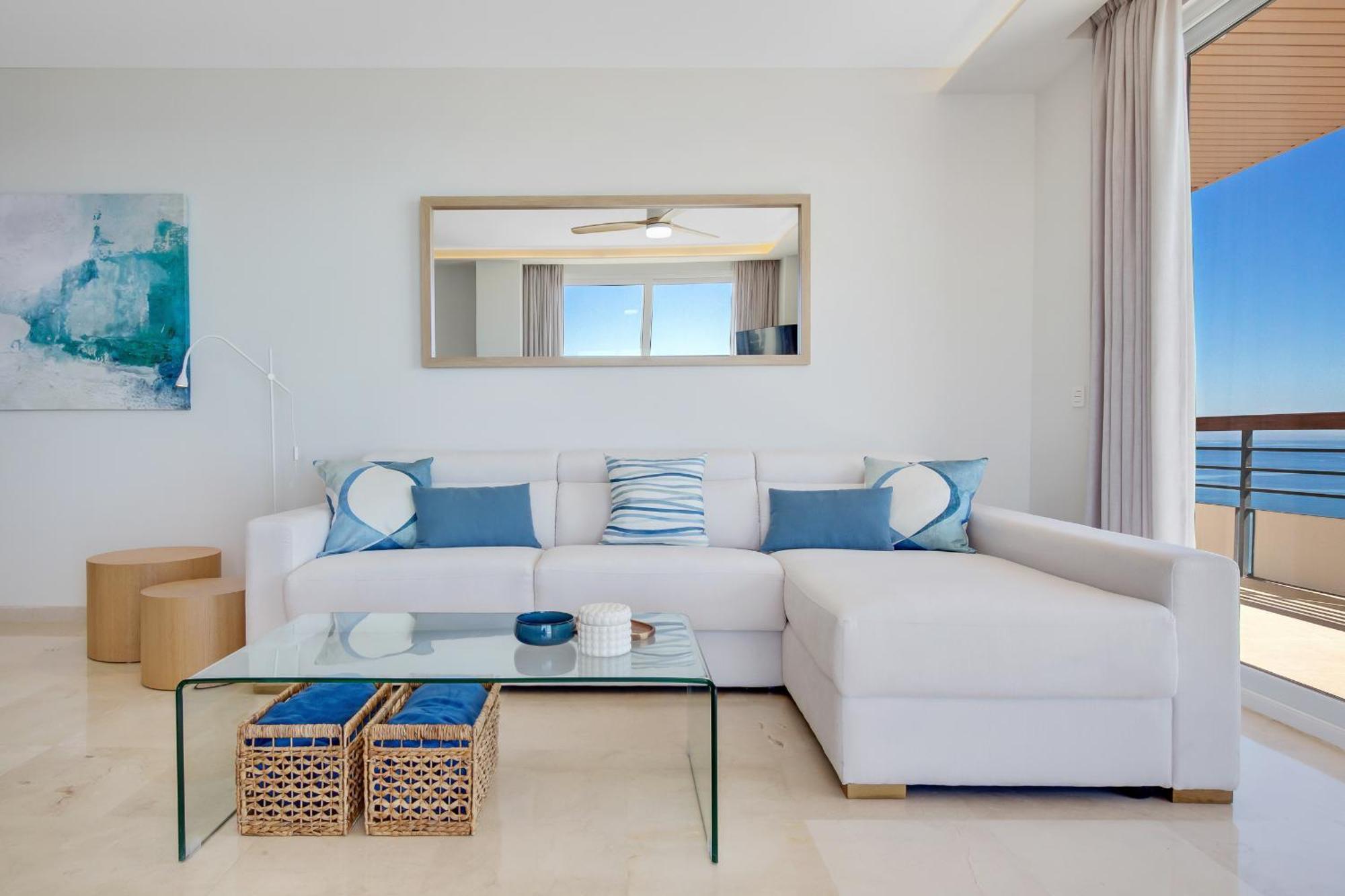 Santa Clara Modern & Exclusive Seafront Apartment Τορρεμολίνος Εξωτερικό φωτογραφία